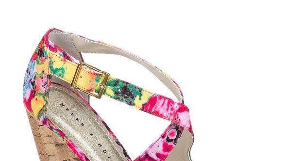Schuhe im Frühling 2013: Je bunter, desto besser