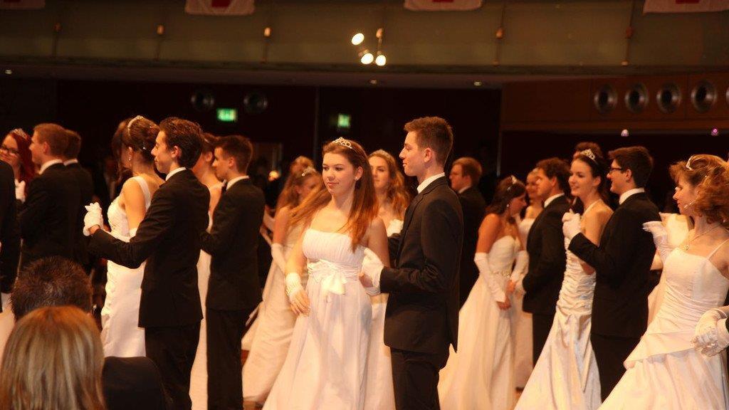 Rot-Kreuz-Ball2014 Teil I
