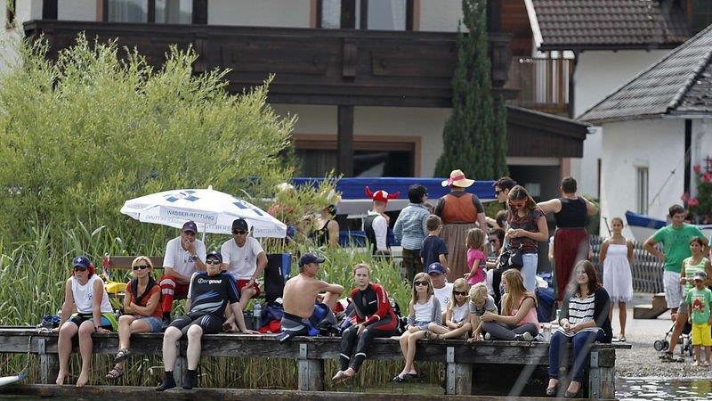 Drachenboot-Action am Mattsee