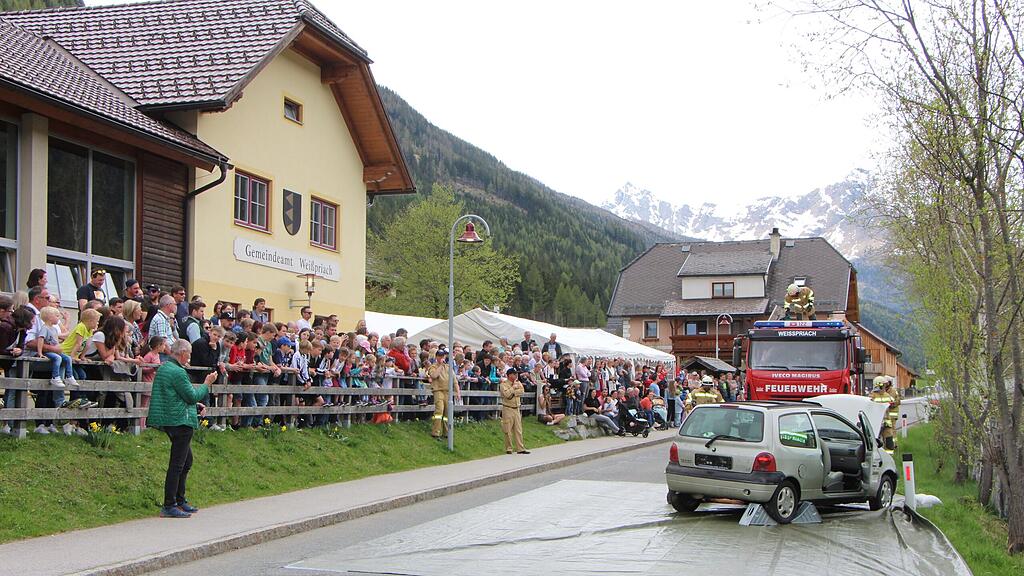 100 Jahr Jubil\u00e4um der Feuerwehr Wei\u00dfpriach