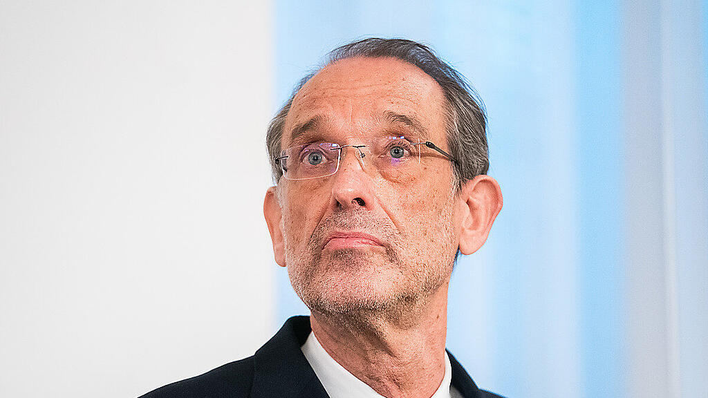 Minister Faßmann musste die Rückkehr in die Klasse erneut verschieben.