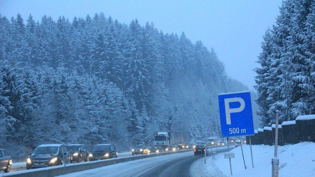Schneechaos auf A10