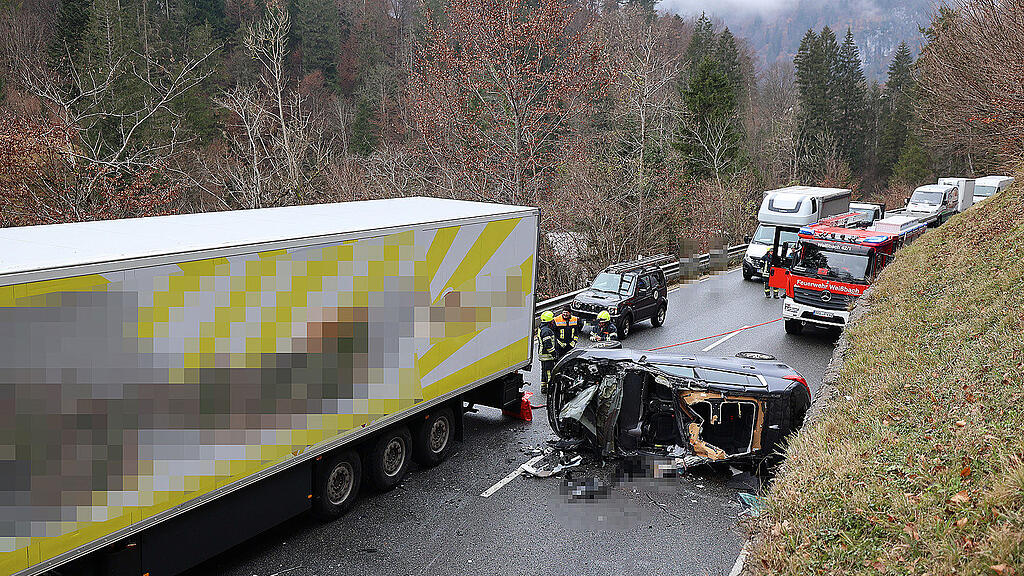 Schwerer Crash auf B21