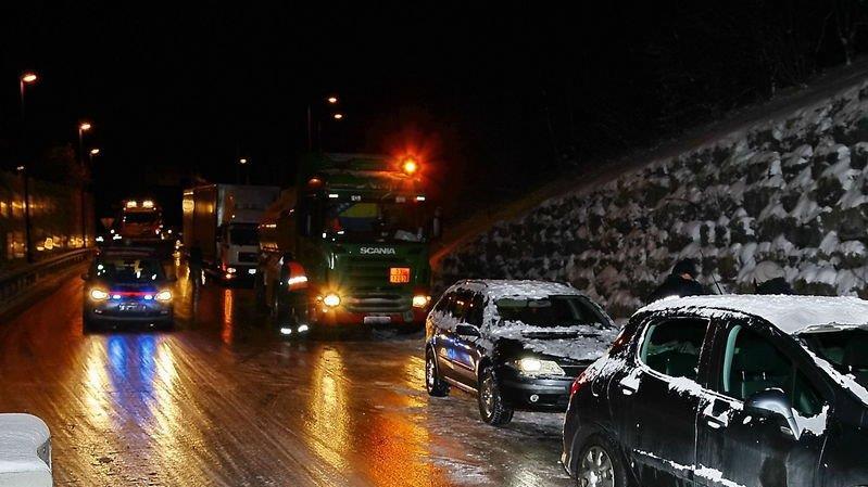 Sperre beim Lieferinger Tunnel