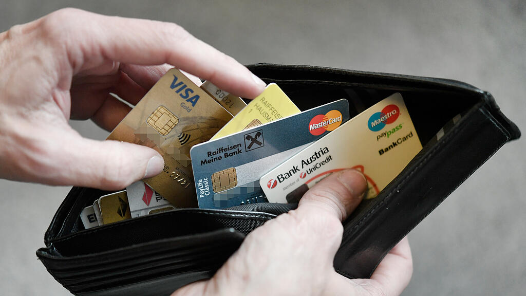 Geld, Karten, Betrug, Bankkarten, Bankomatkarte, Kreditkarte