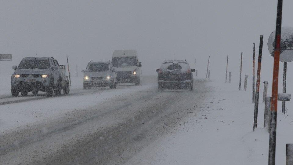 Schnee und Verkehrschaos auf den Straßen II