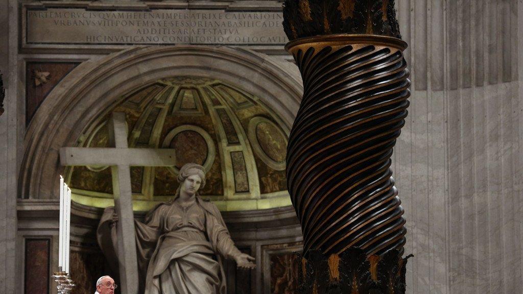 Papst begann Osterfeiern mit Chrisam-Messe