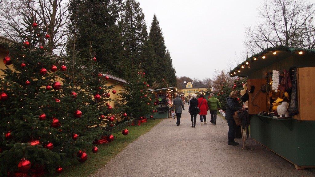 Christkindlmarkt in Hellbrunn