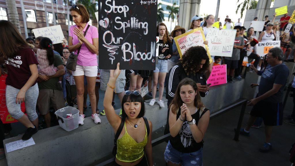 Proteste nach Schulmassaker in Florida