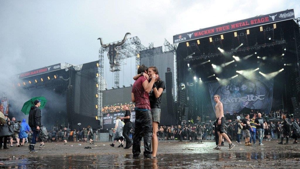 Wacken: Heavy Metal im Schlamm