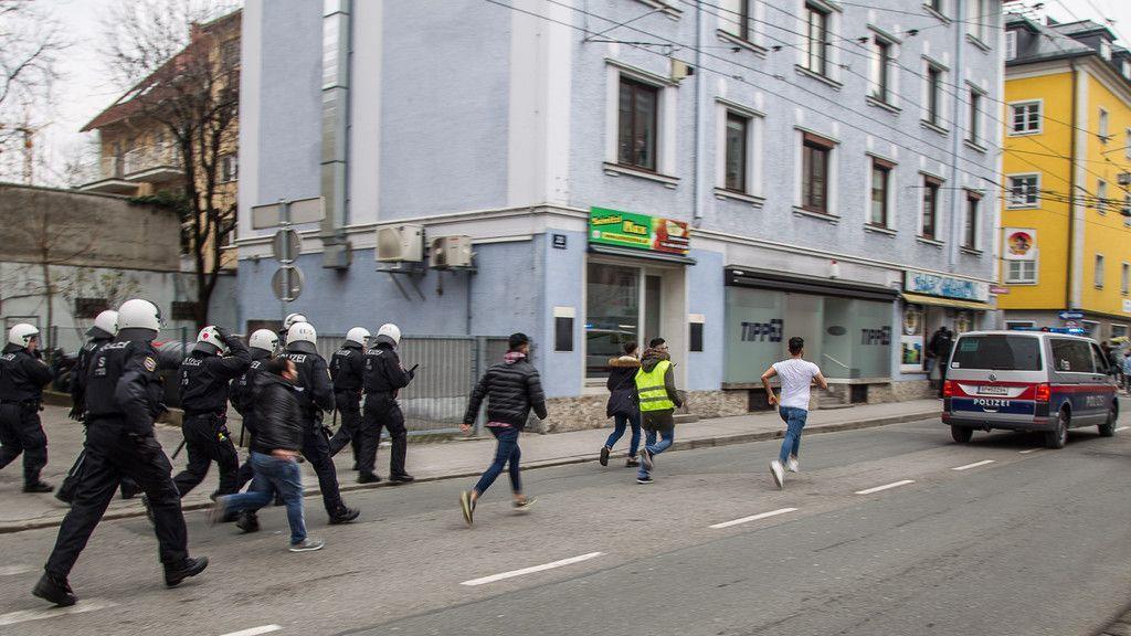 Demo der Kurden in Salzburg