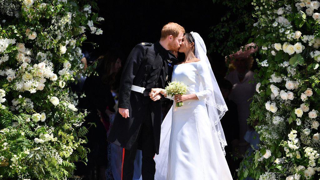 Royale Hochzeit: Schillernde Kutschfahrt durch Windsor