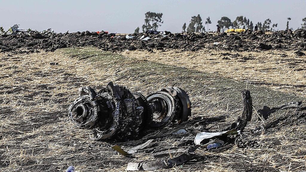 Teile der abgestürzten Maschine der Ethiopian Airlines