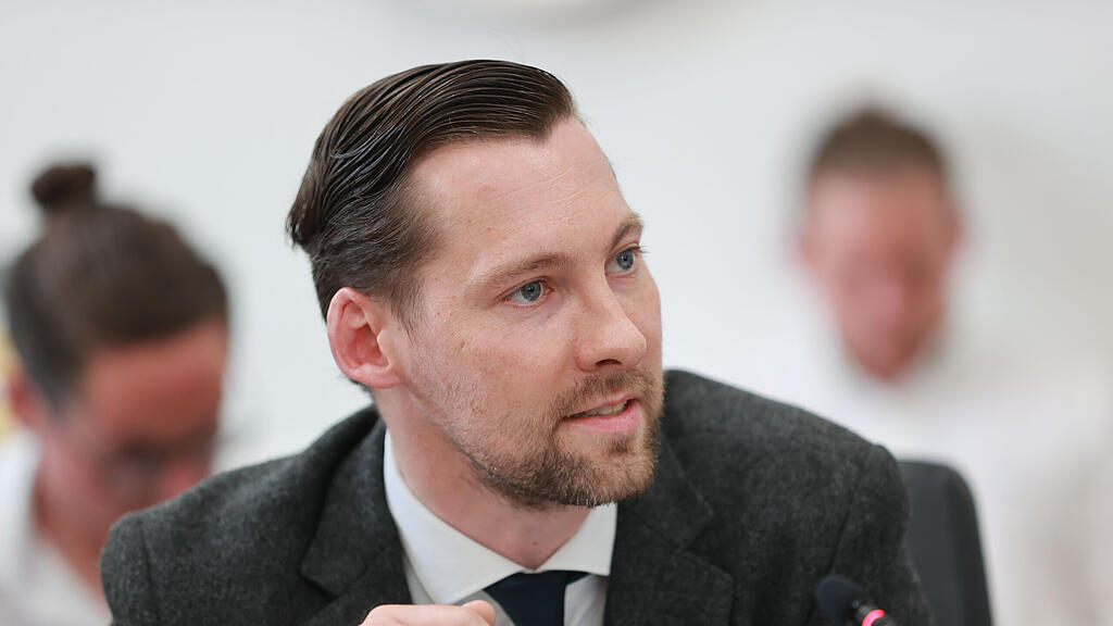 landtag_hearing20230612758.jpg