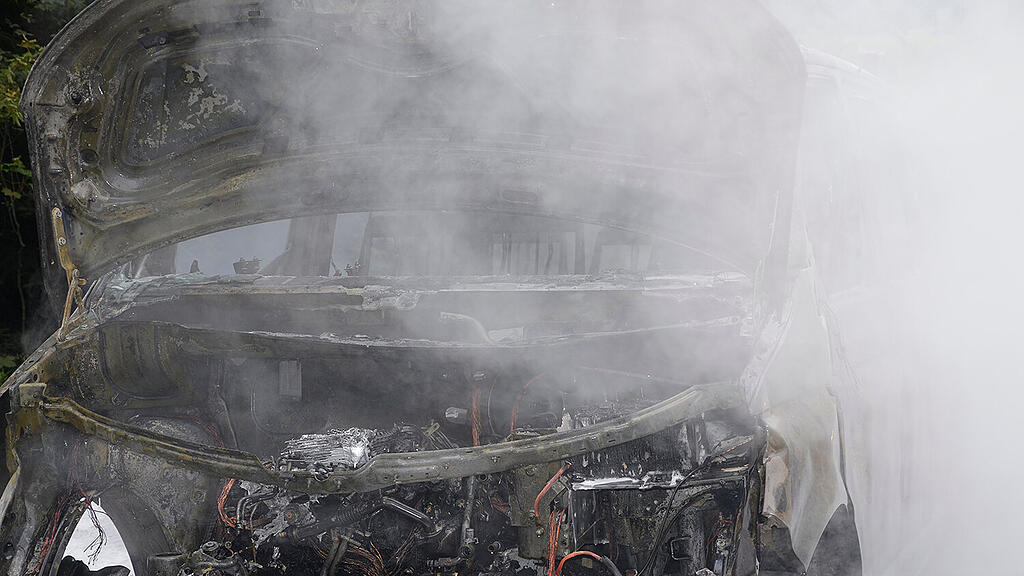 Kleinbus-Brand B311