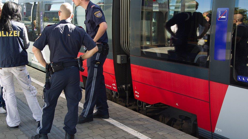 Schwerverletzte auf S-Bahnstation Mülln