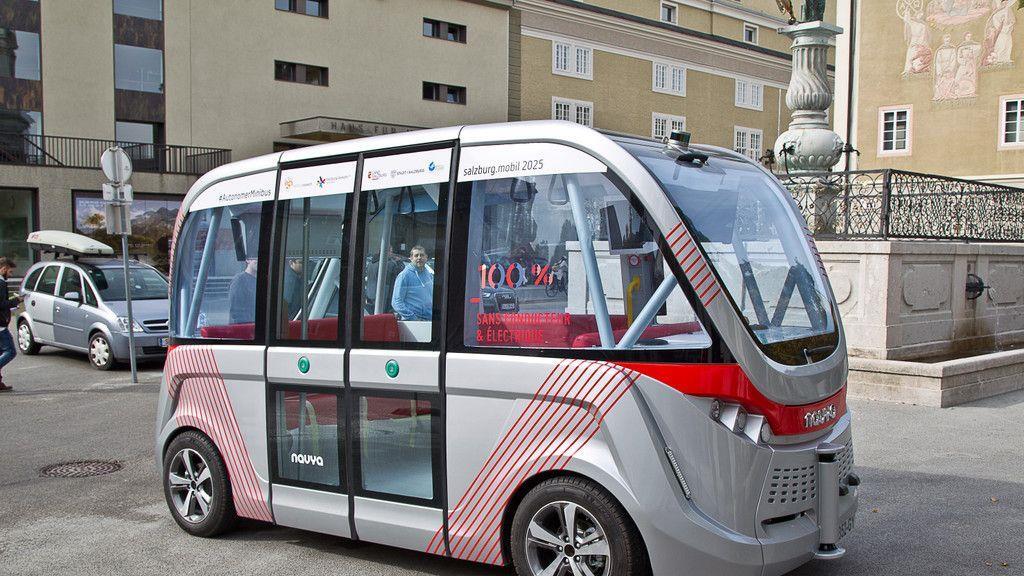 Selbstfahrender Bus in Salzburg vorgestellt
