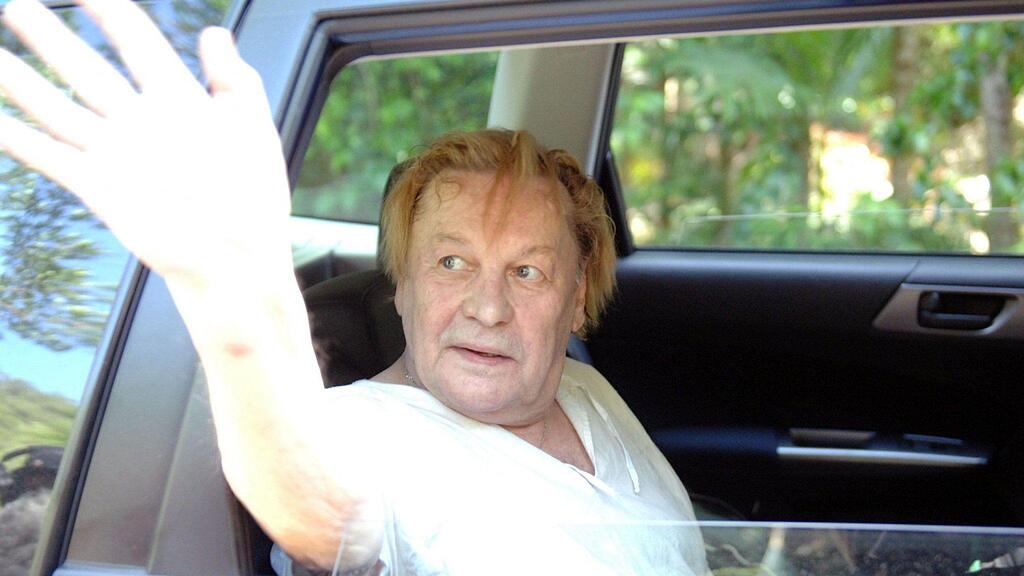 Helmut Berger verließ am Samstag das Dschungelcamp. Wann er in Salzburg eintreffen wird, ist noch unklar.