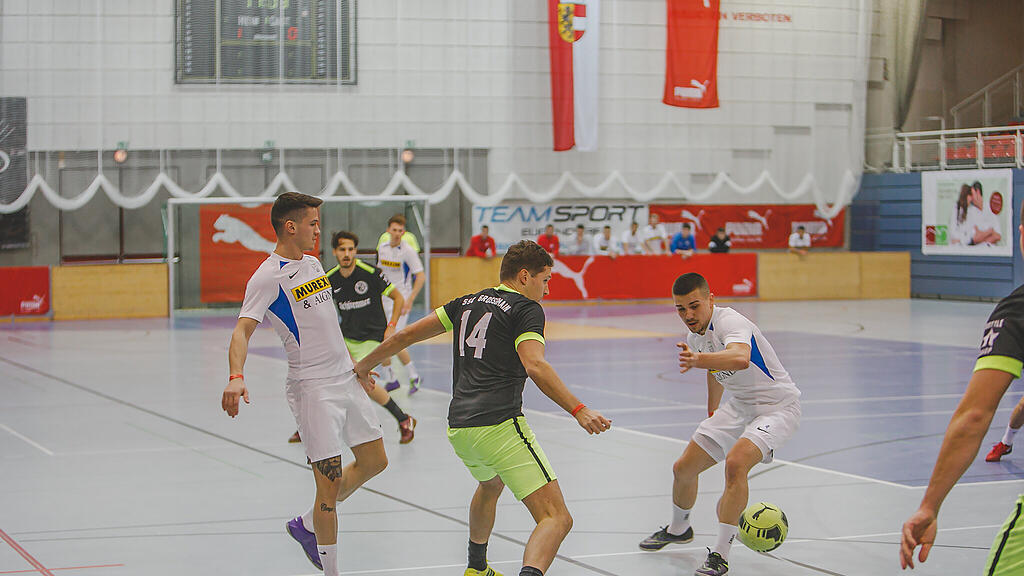 Salzburger Stier, Hallenfu\u00dfball