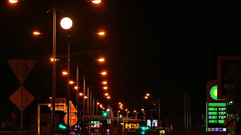 Vollmond über der Stadt Salzburg