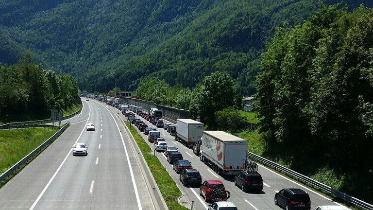 Stau auf der A10 I