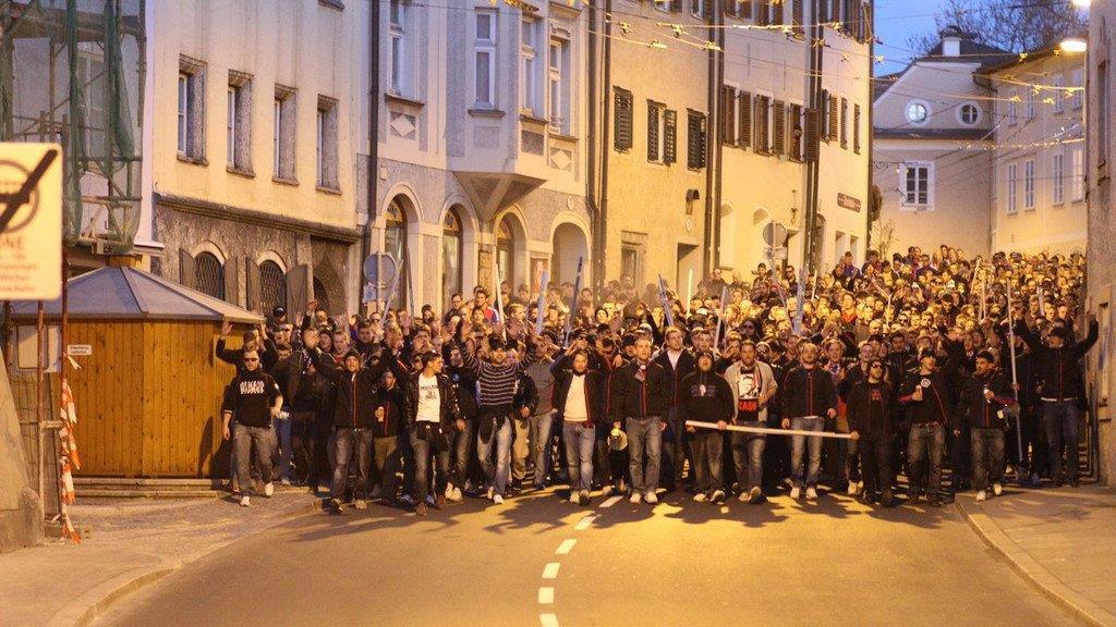 Baseler Fans in der Stadt