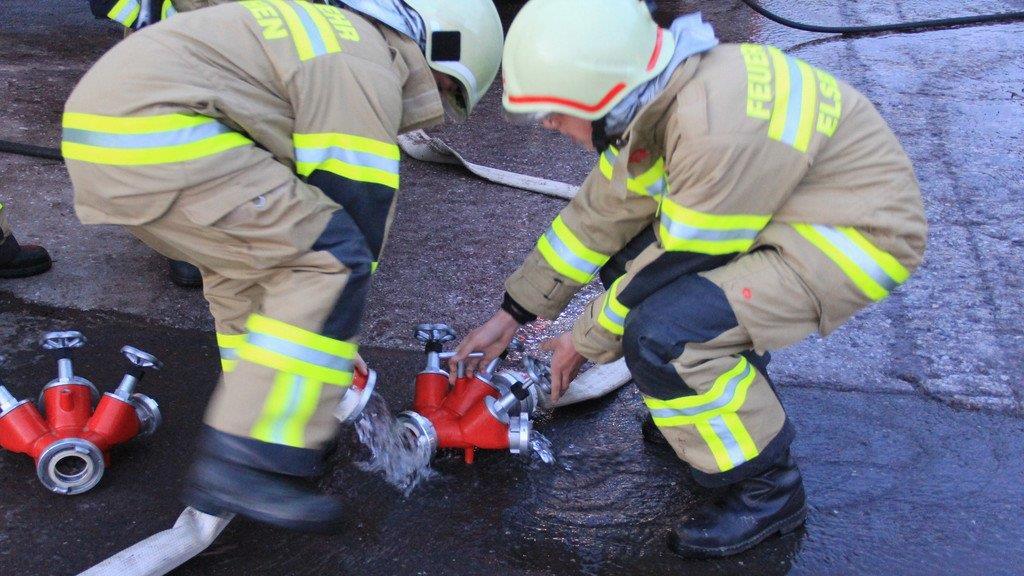 Blitzeinschlag im Sägewerk