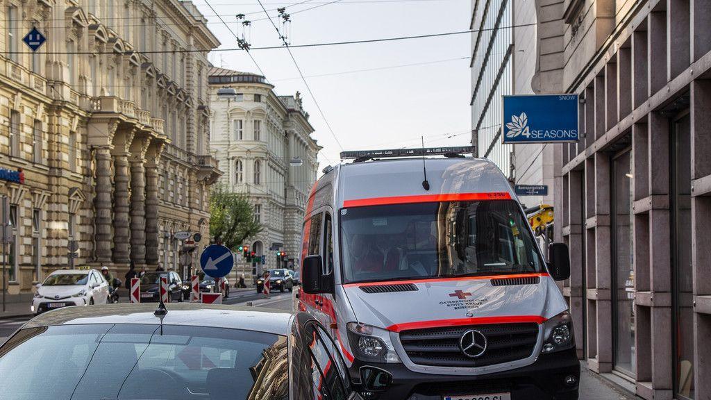 Banküberfall in Salzburg. Bilder vom Tatort