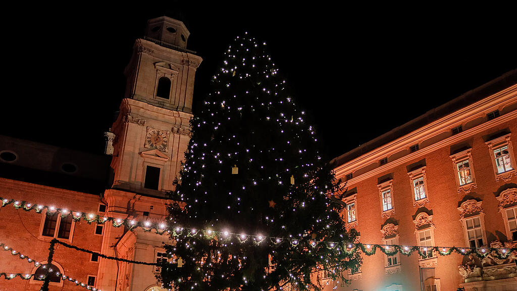 Salzburger Christkindlmarkt - Er\u00f6ffnung