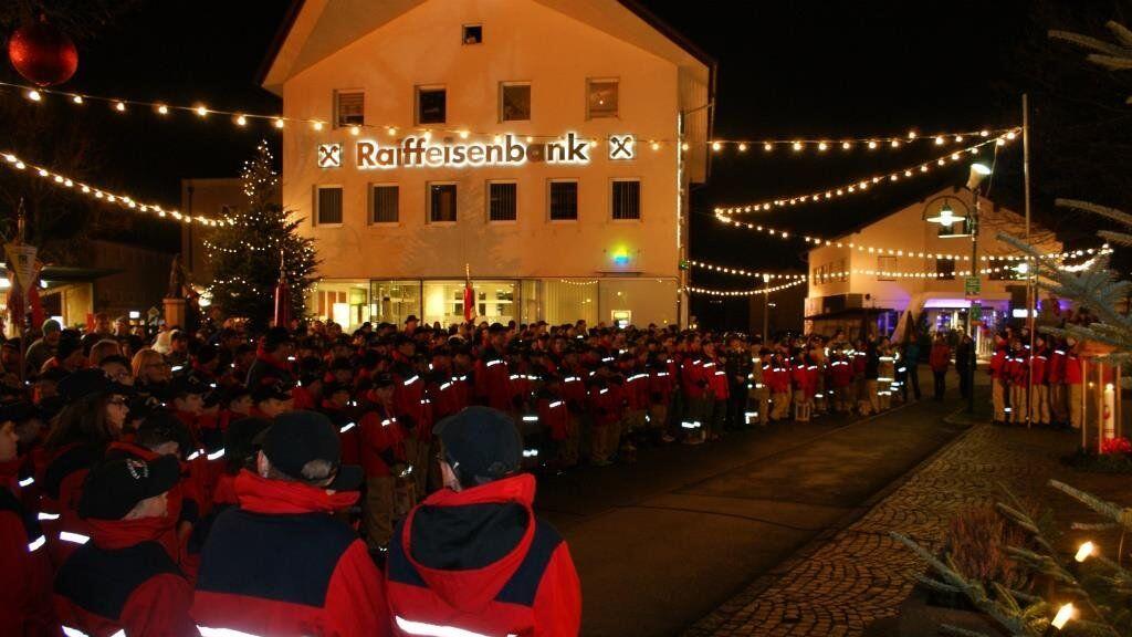 350 Jugendliche versammelten sich am Vorabend des 24. Dezember in Thalgau.