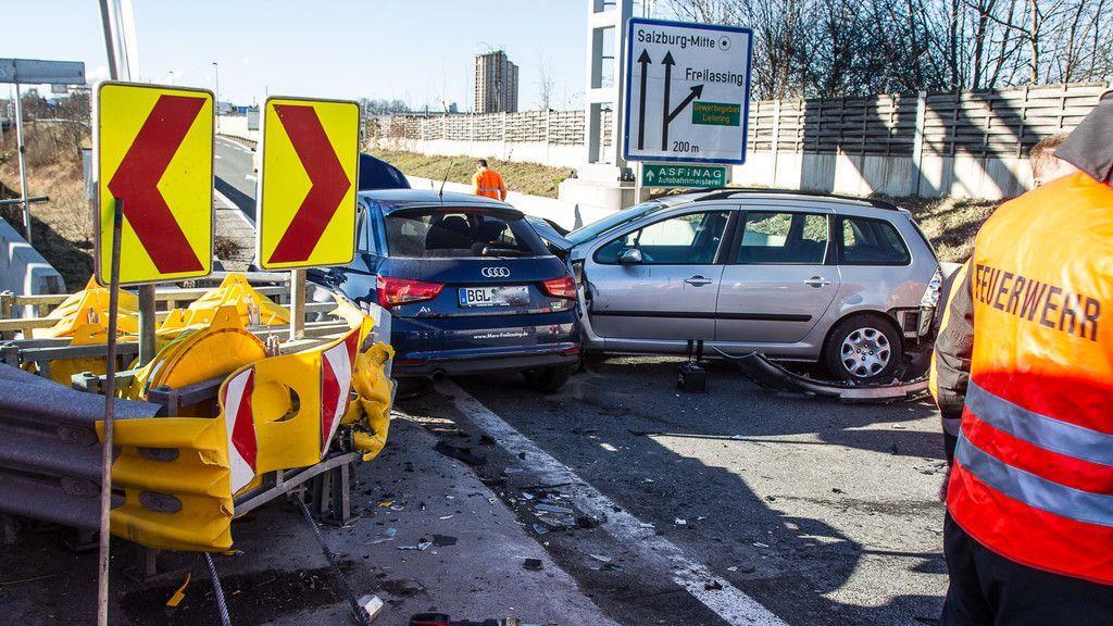 Zwei Verletzte bei Unfall vor Lieferinger Tunnel