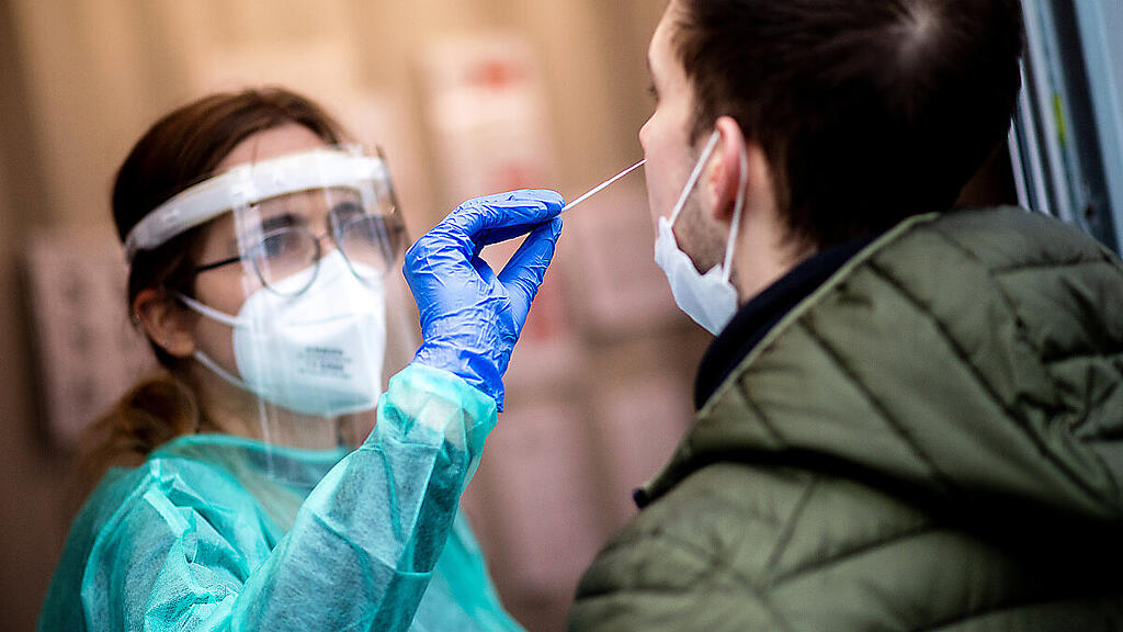 Die Gründe sind abnehmender Immunschutz und erfolgte Lockerungen.