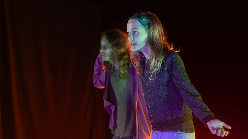 Sound of Juggling in Anthering
