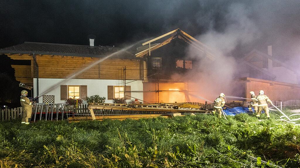 Der Brand ereignete sich gegen Mitternacht.