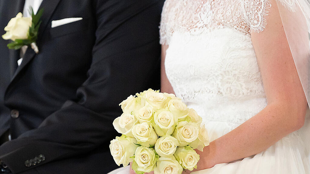 Die Anzahl der Hochzeiten ging 2020 bundesweit zurück.