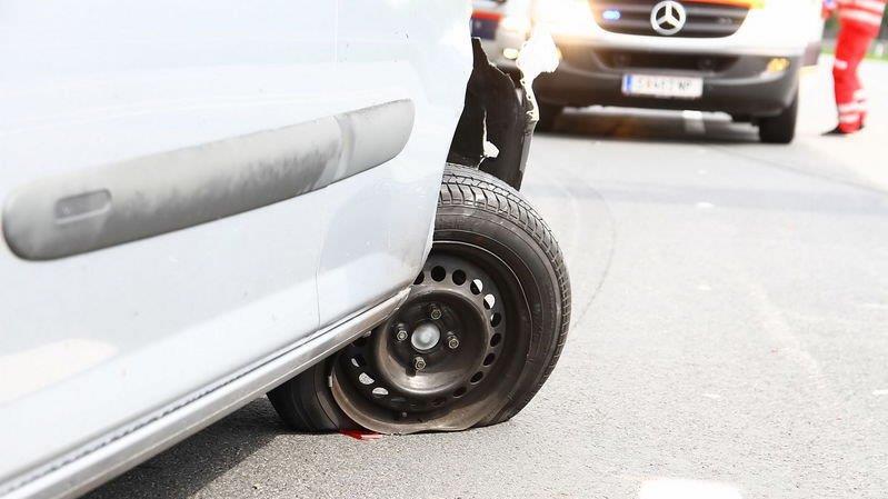 Crash beim Autobahndreieck