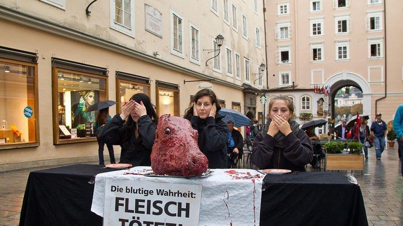 PETA-Aktion in Salzburg