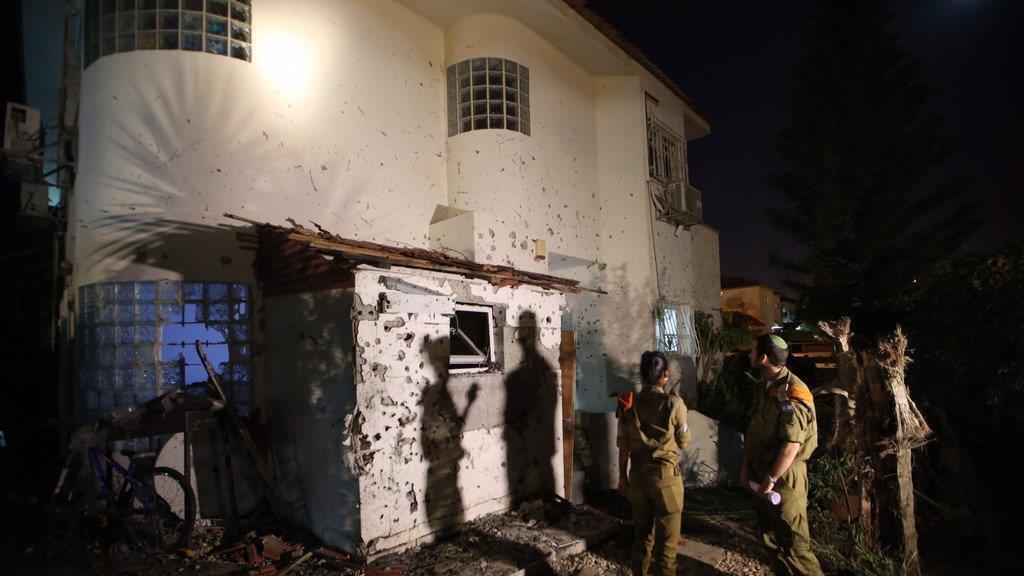 Bomben und Raketen in Nahen Osten
