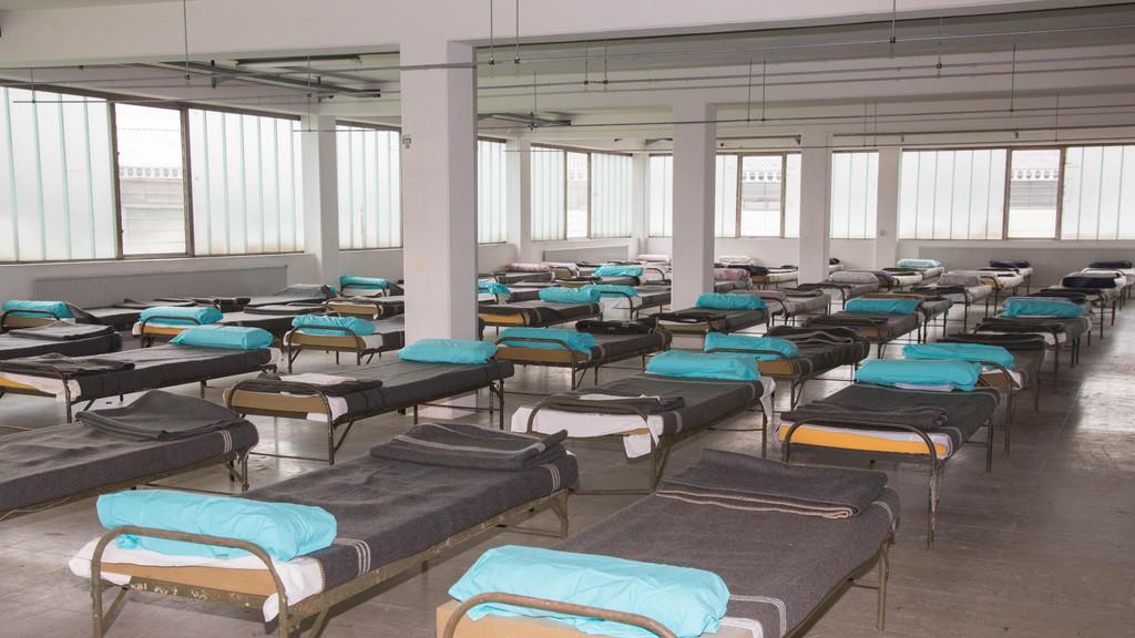 Flüchtlinge in Salzburg: Notquartier in Salzburg-Kasern