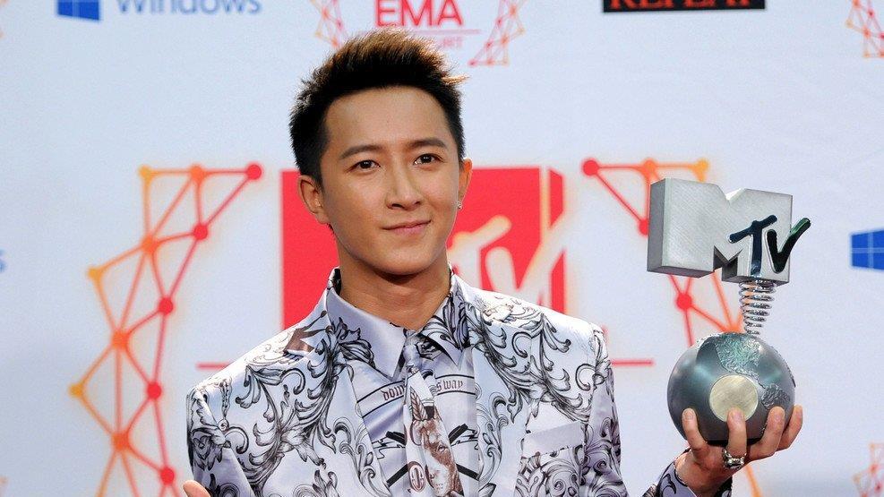 EMAS 2012: Red Carpet