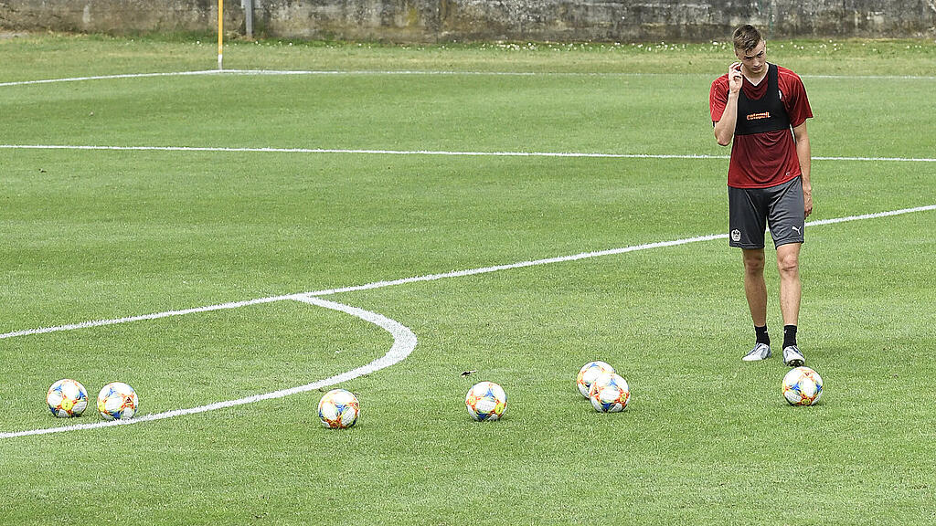 Kalajdzic fällt sechs bis acht Monate aus