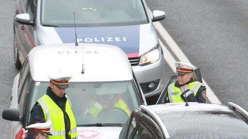 Auffahrunfall bei Anifer Kreuzung