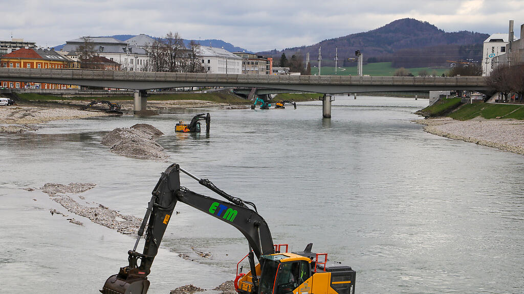 Baggerarbeiten Salzach