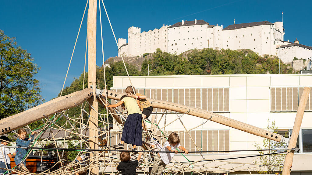 Neuer Spielplatz Akademiestraße