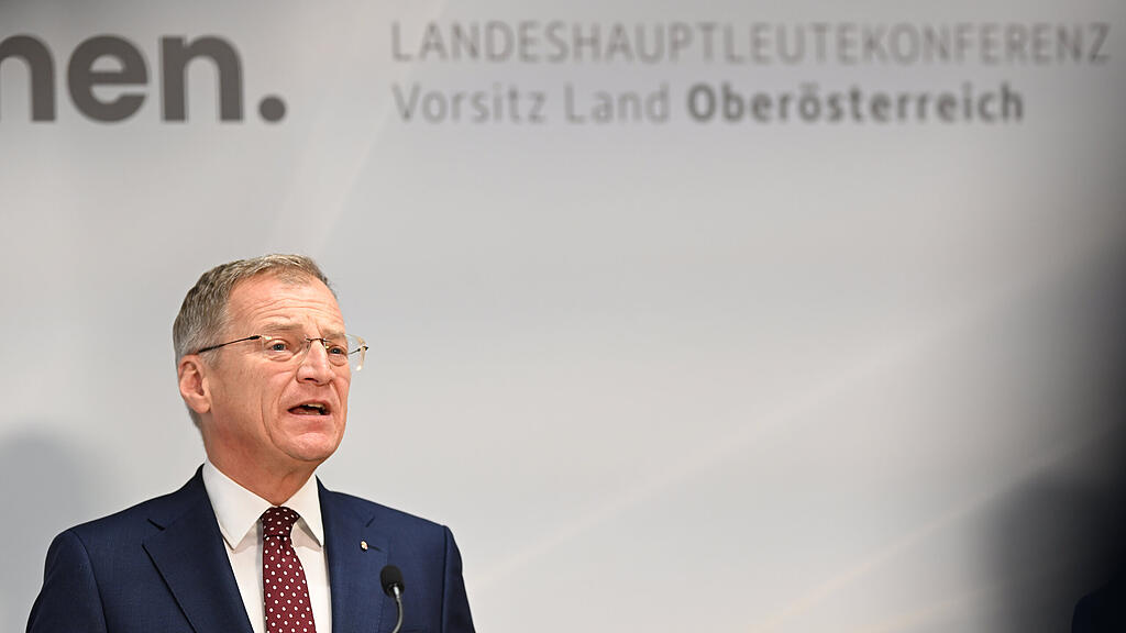 LANDESHAUPTLEUTEKONFERENZ IN TRAUNKIRCHEN PRESSEKONFERENZ =.jpg