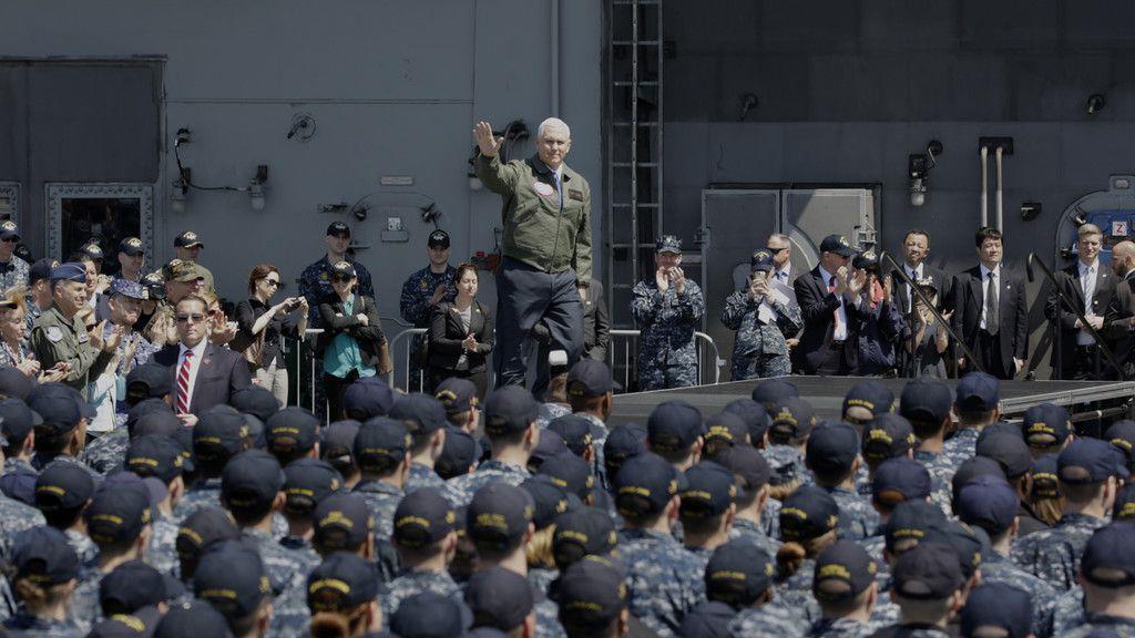 Mike Pence besucht Japan