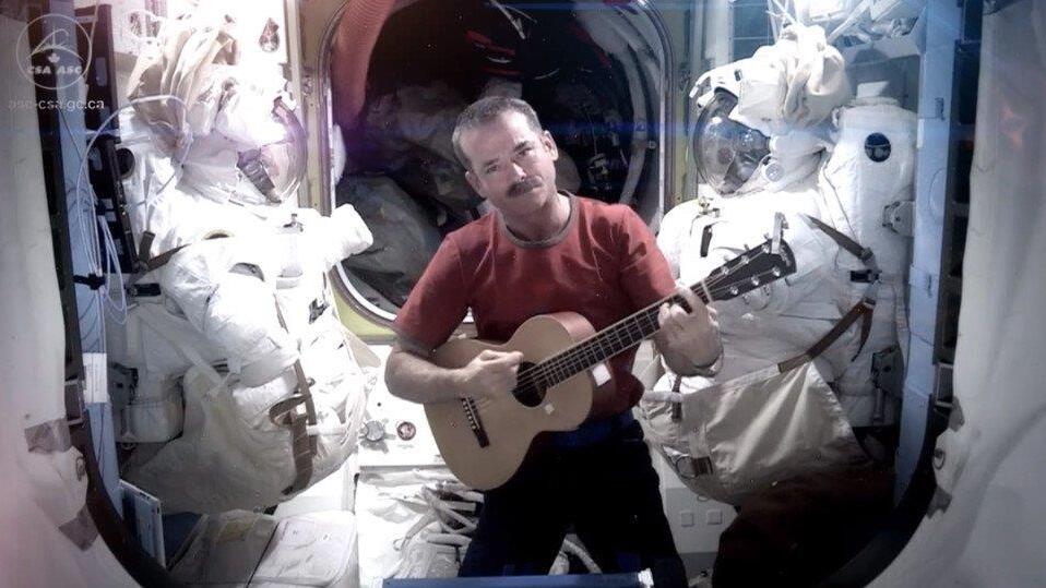 Astronaut Chris Hadfield auf der ISS