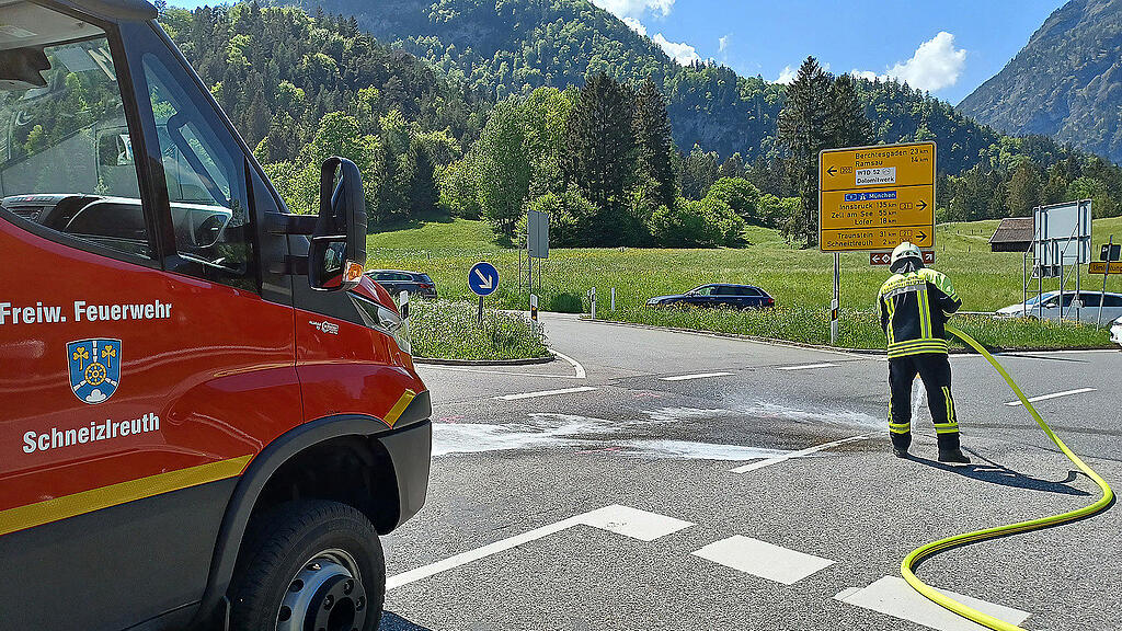 Motorrad vs Pkw Schneizlreuth