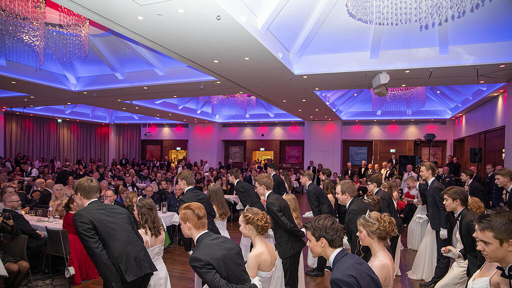 74. Polizeiball