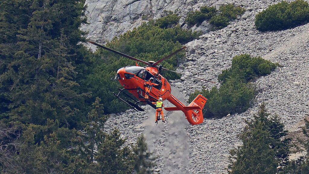 Unfall beim Abstieg vom Hochstaufen: Rettungshubschrauber im Einsatz